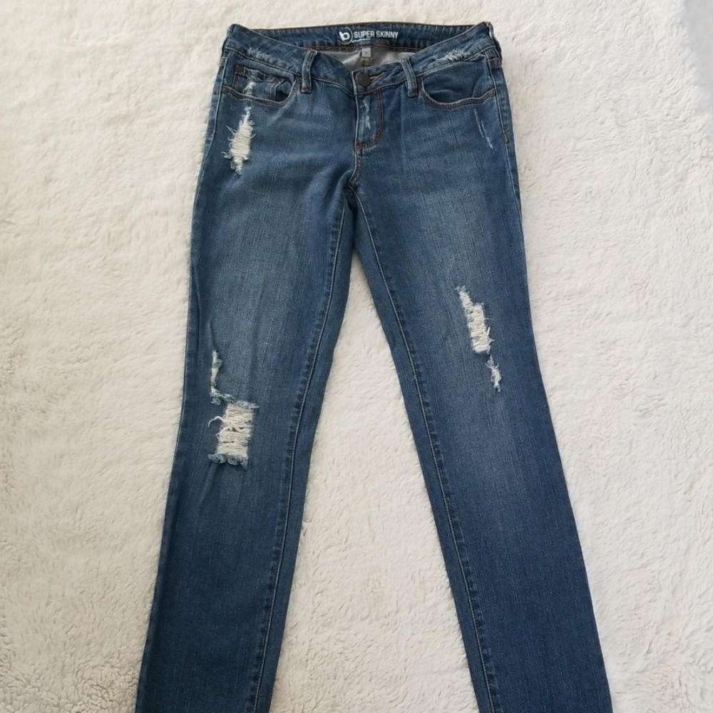 🎉 Like New Super Skinny by bullhead size 7